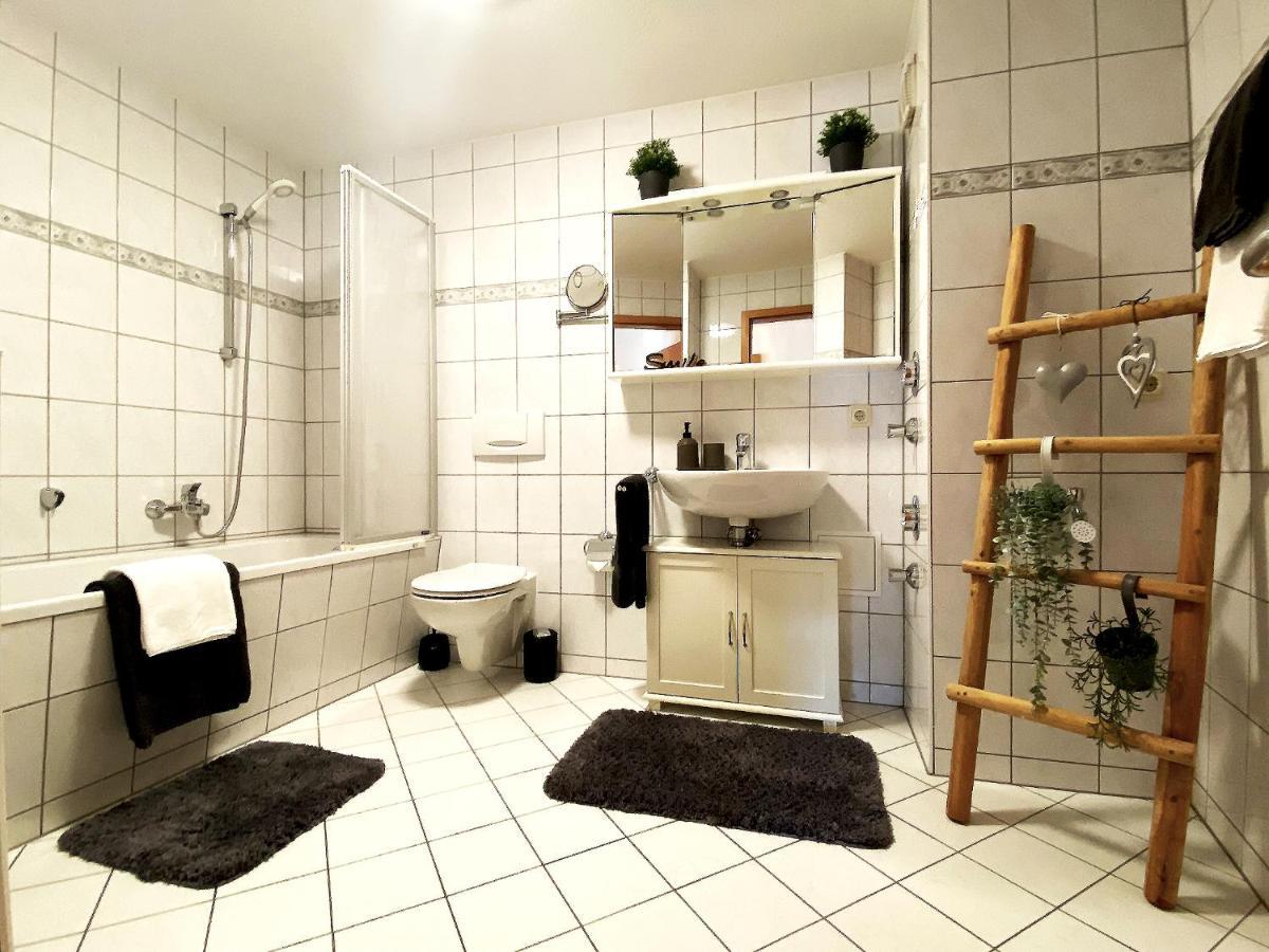 Liebevoll eingerichtete Ferienwohnung direkt am Erfurter Dom! Exterior foto